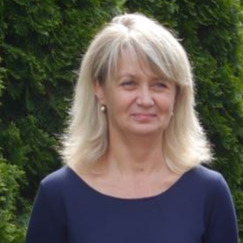 dr hab. Prof. UKEN <BR> Barbara Garbarz-Glos